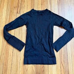 Lululemon Shirt Womens XS 2-4 Floral Textured Rest Less Long Sleeve Top Black